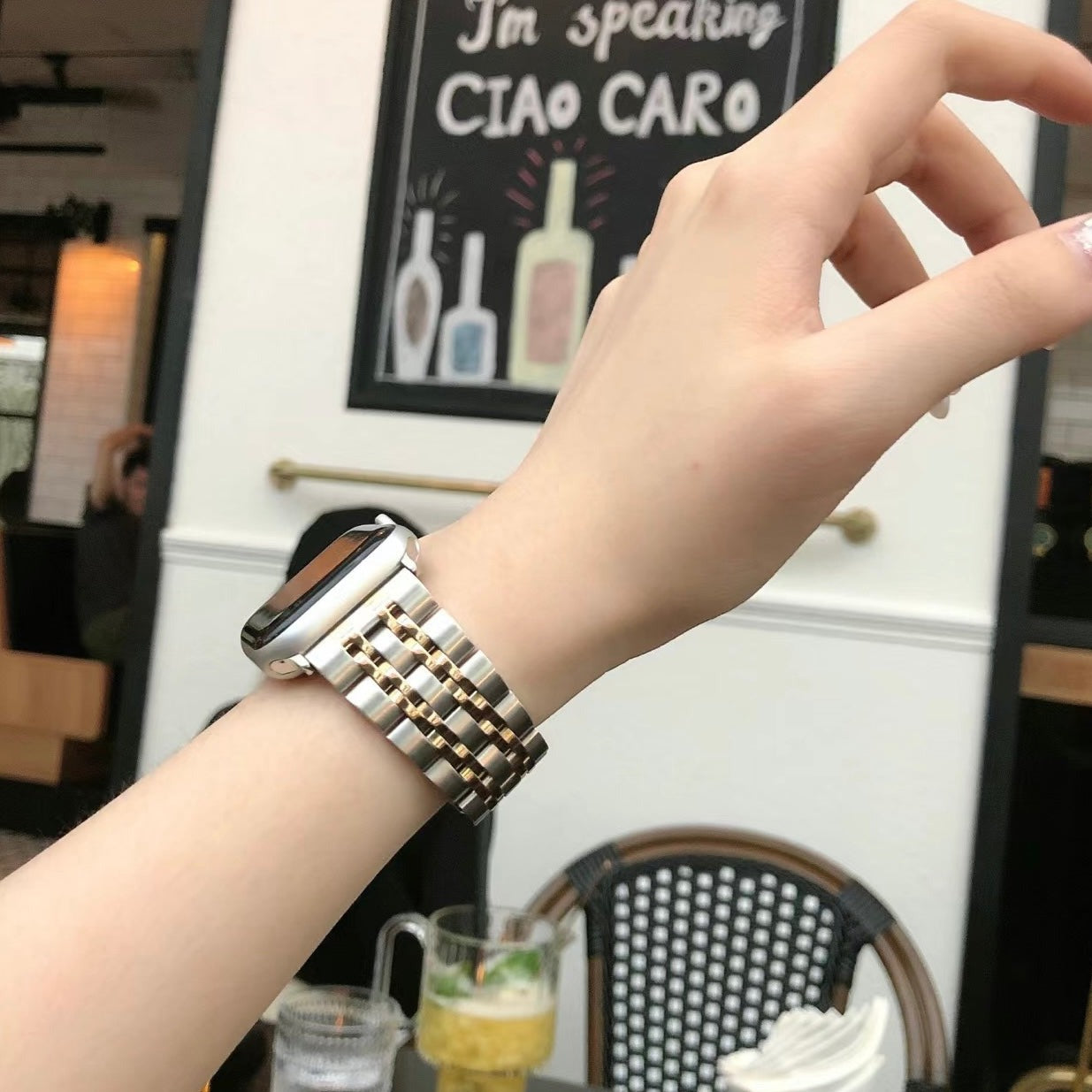 Stainless Steel Apple Watch Band (Seven-link)